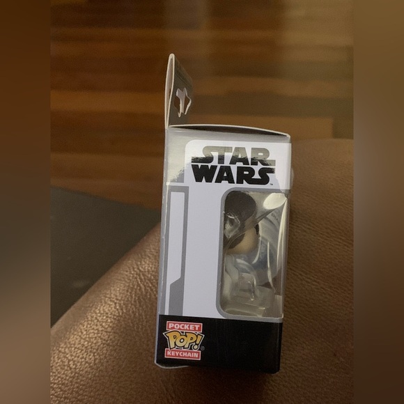 Star Wars Princess Leia Funko Pocket Pop! Keychain - Picture 4 of 5